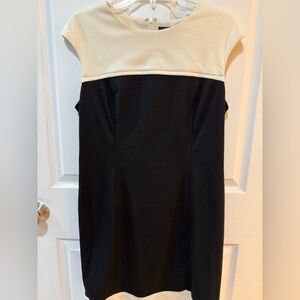 Chaps Black and Cream Sleeveless Dress work office business casual